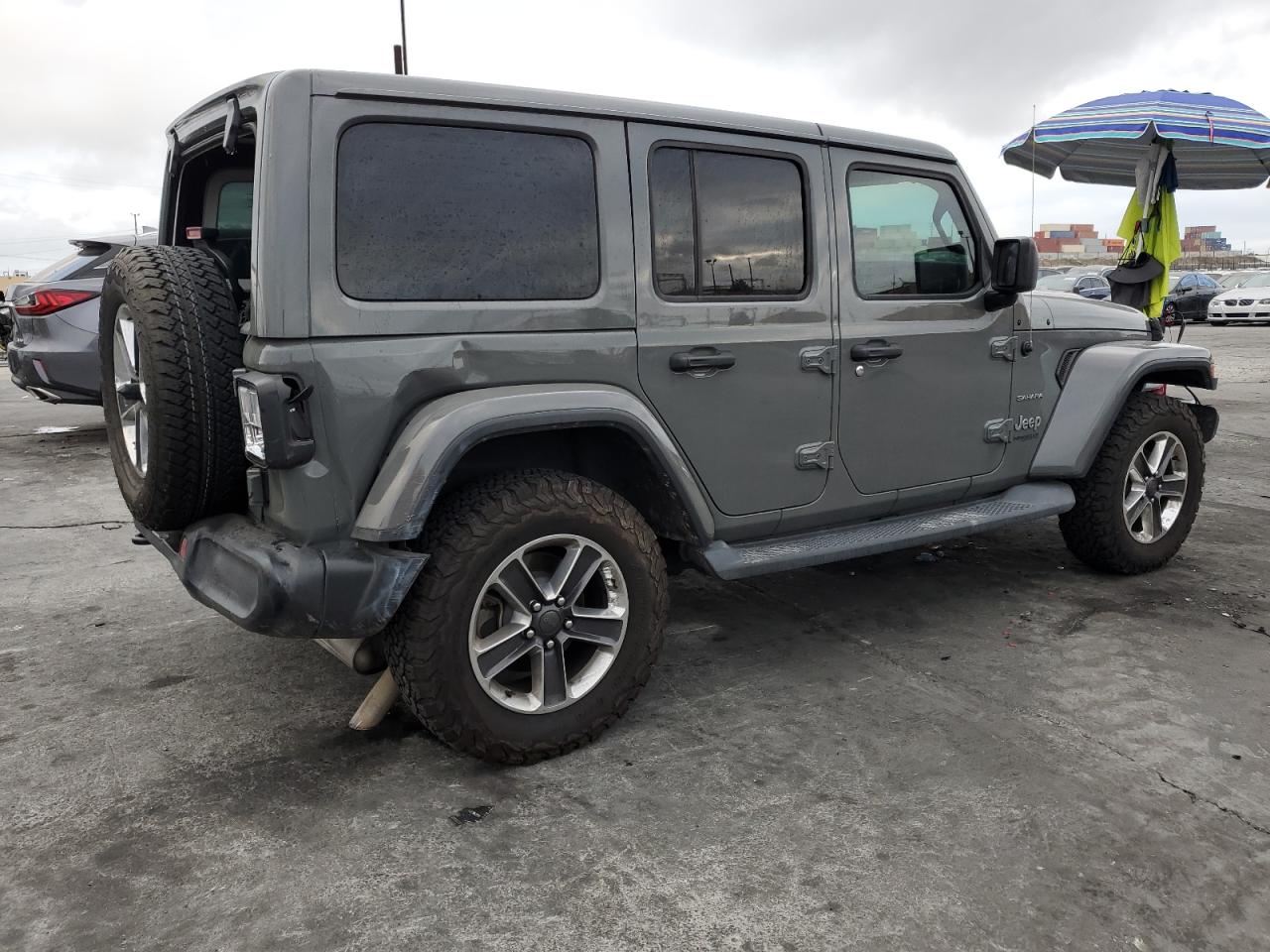 VIN 1C4HJXENXKW617175 2019 JEEP WRANGLER no.3