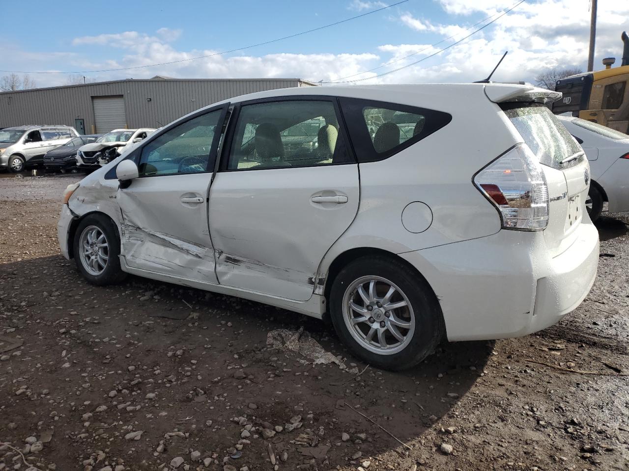 VIN JTDZN3EU8D3189717 2013 TOYOTA PRIUS no.2