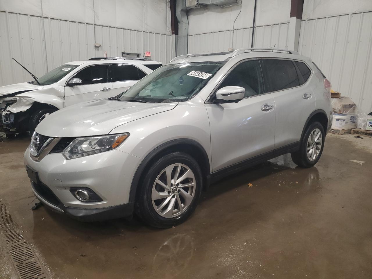 2016 Nissan Rogue - Image 1