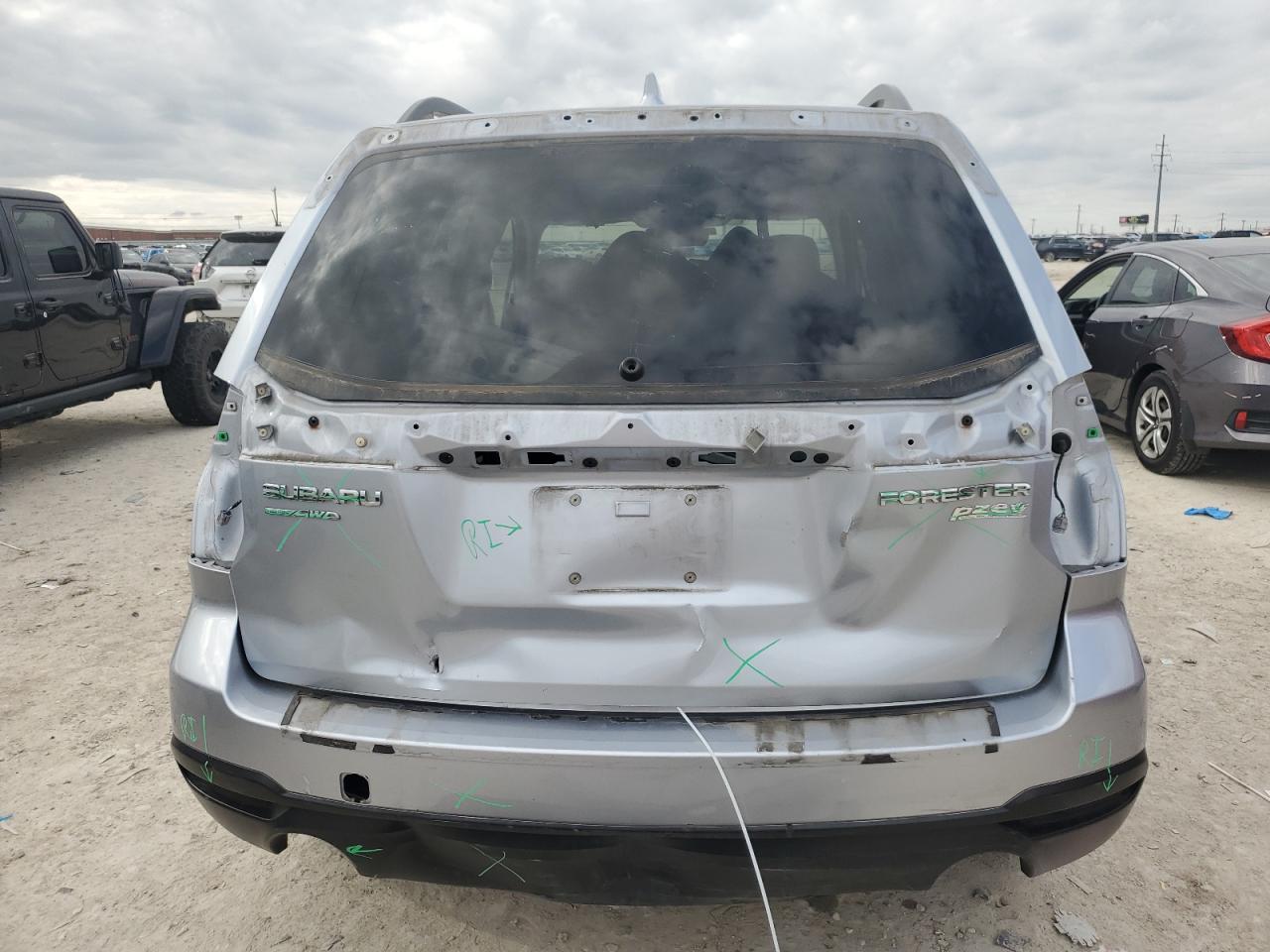 2017 Subaru Forester 2.5I Premium VIN: JF2SJADC7HH498454 Lot: 85037544
