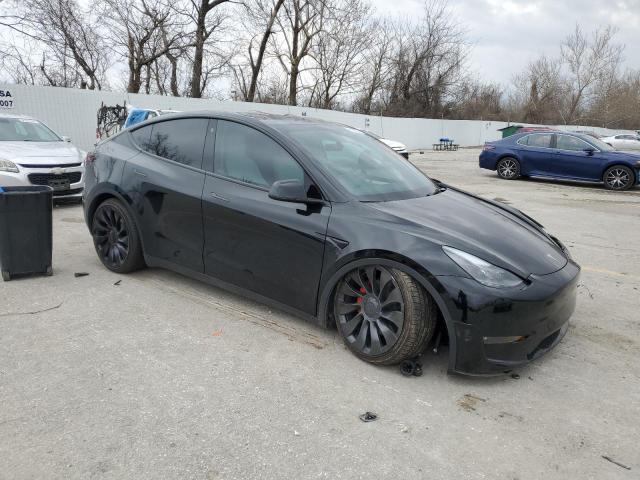  TESLA MODEL Y 2023 Черный