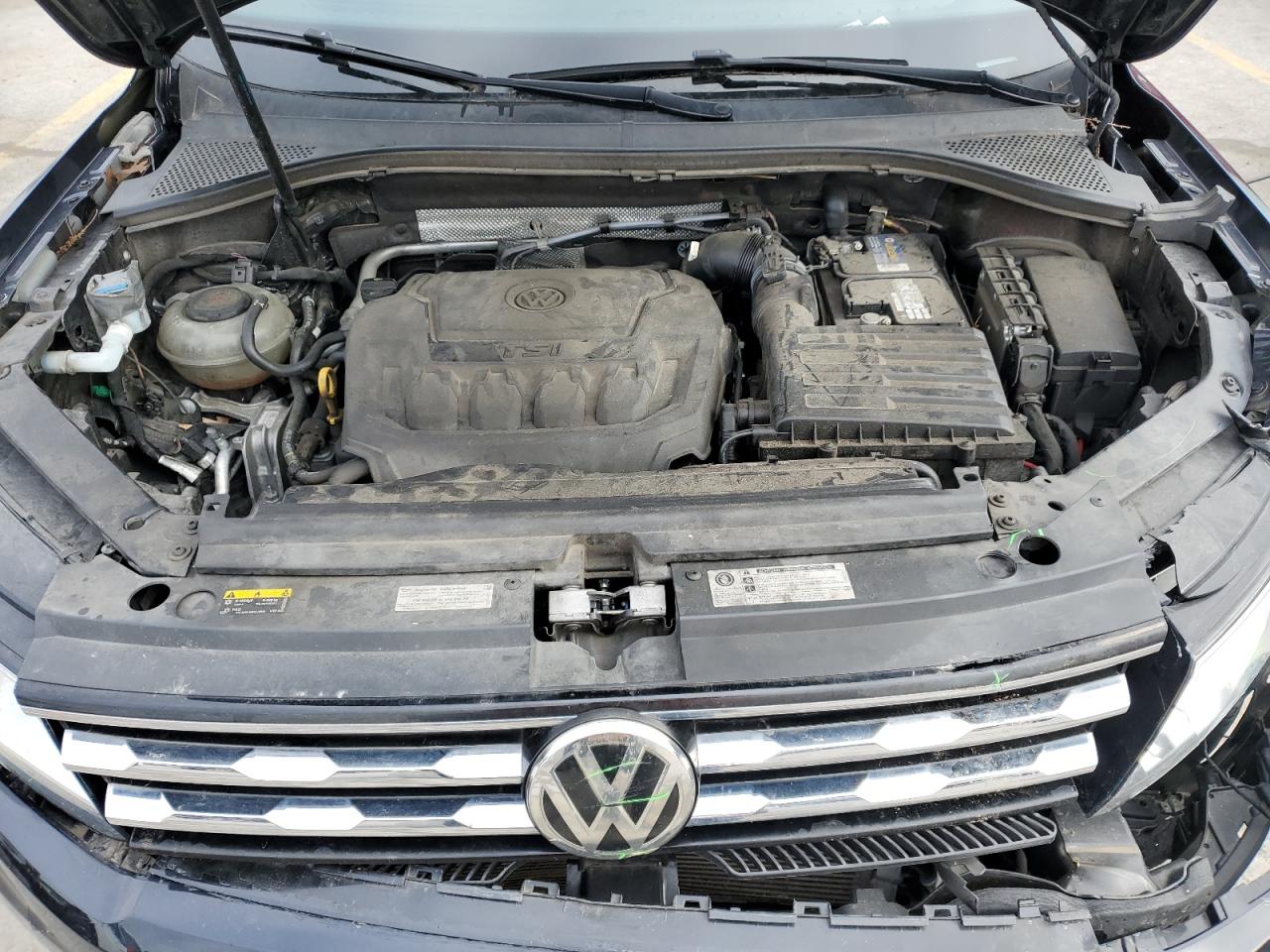 2018 Volkswagen Tiguan - Image 12