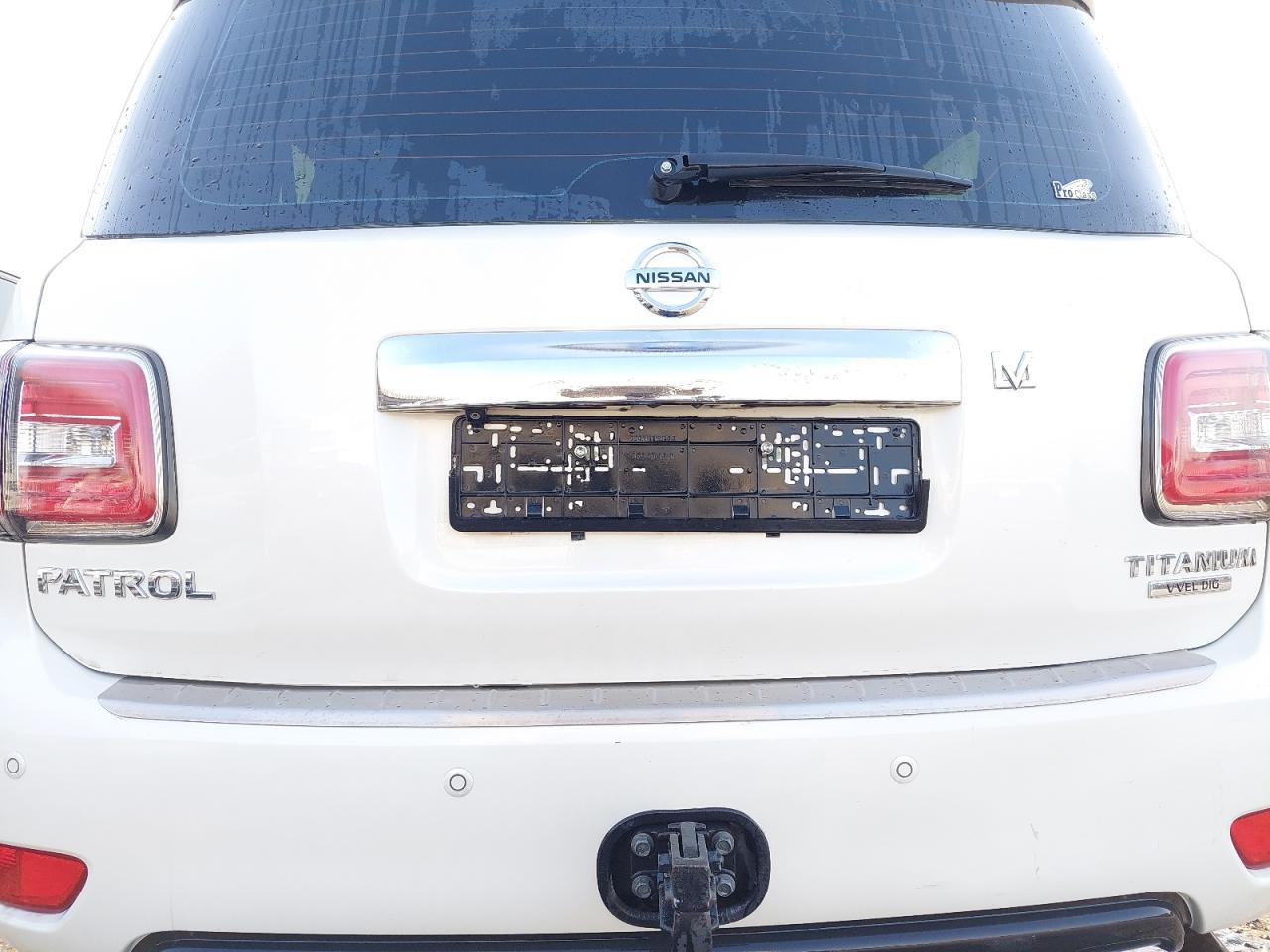 JN8AY2NY0J9351208 - 2018 Nissan Patrol - #86419414