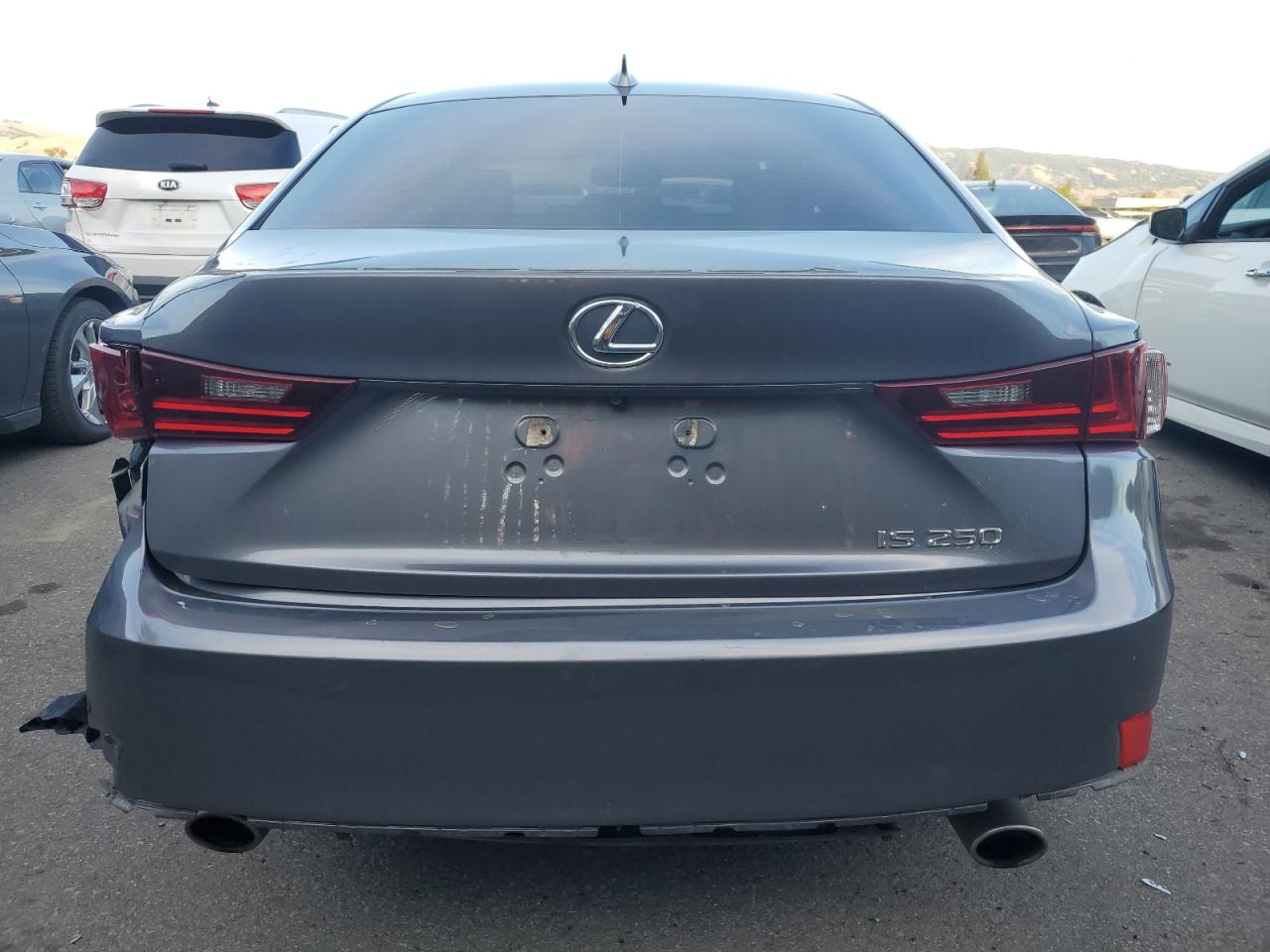 2014 Lexus IS - Image 6