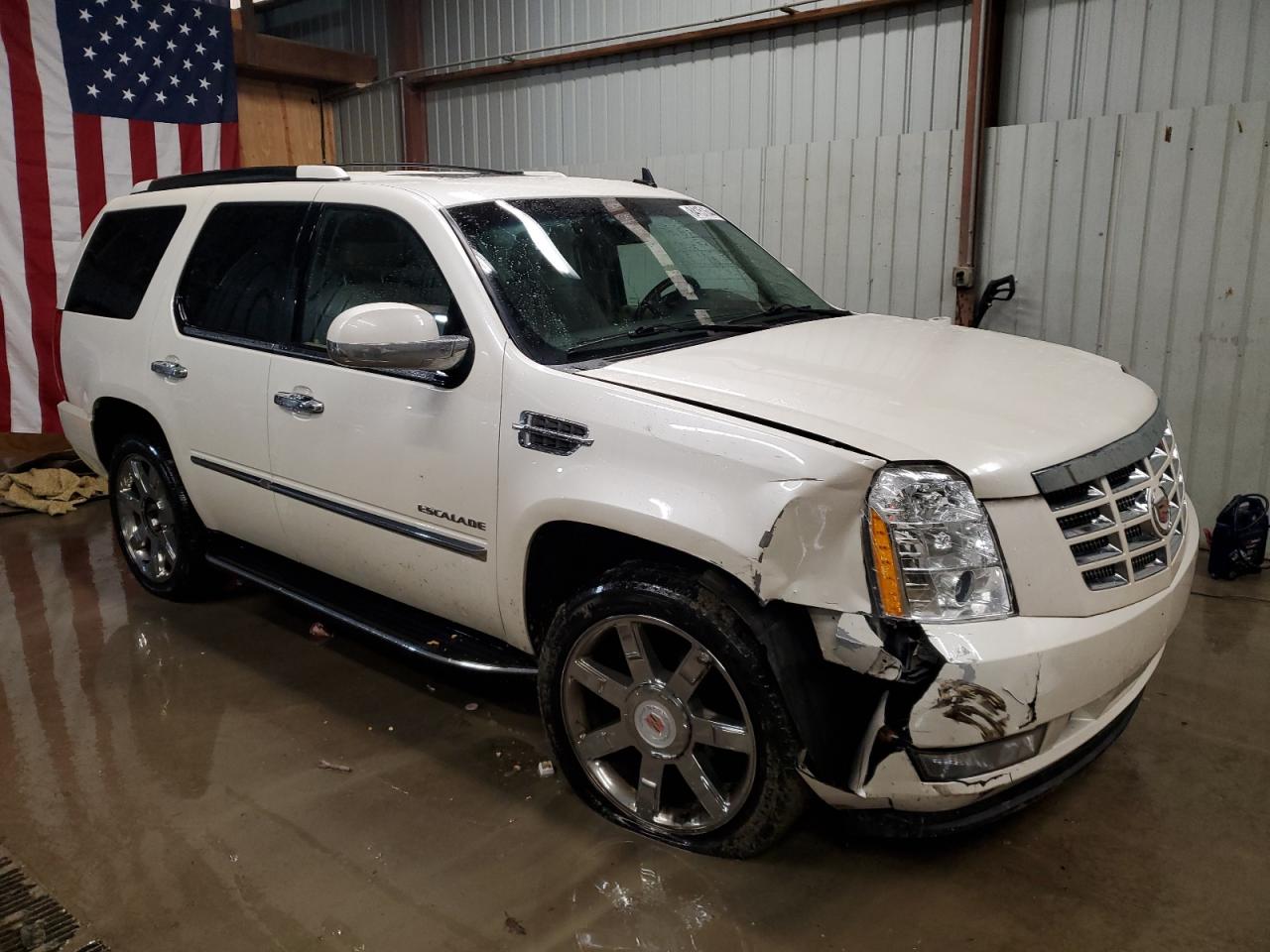 VIN 1GYS4BEFXER222306 2014 CADILLAC ESCALADE no.4