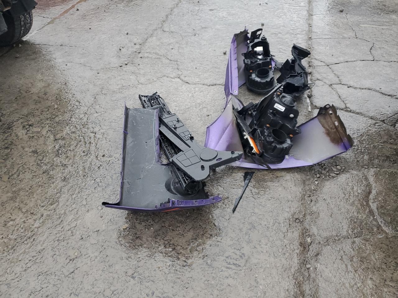 2016 Dodge Challenger R/T VIN: 2C3CDZBT7GH143163 Lot: 81975574