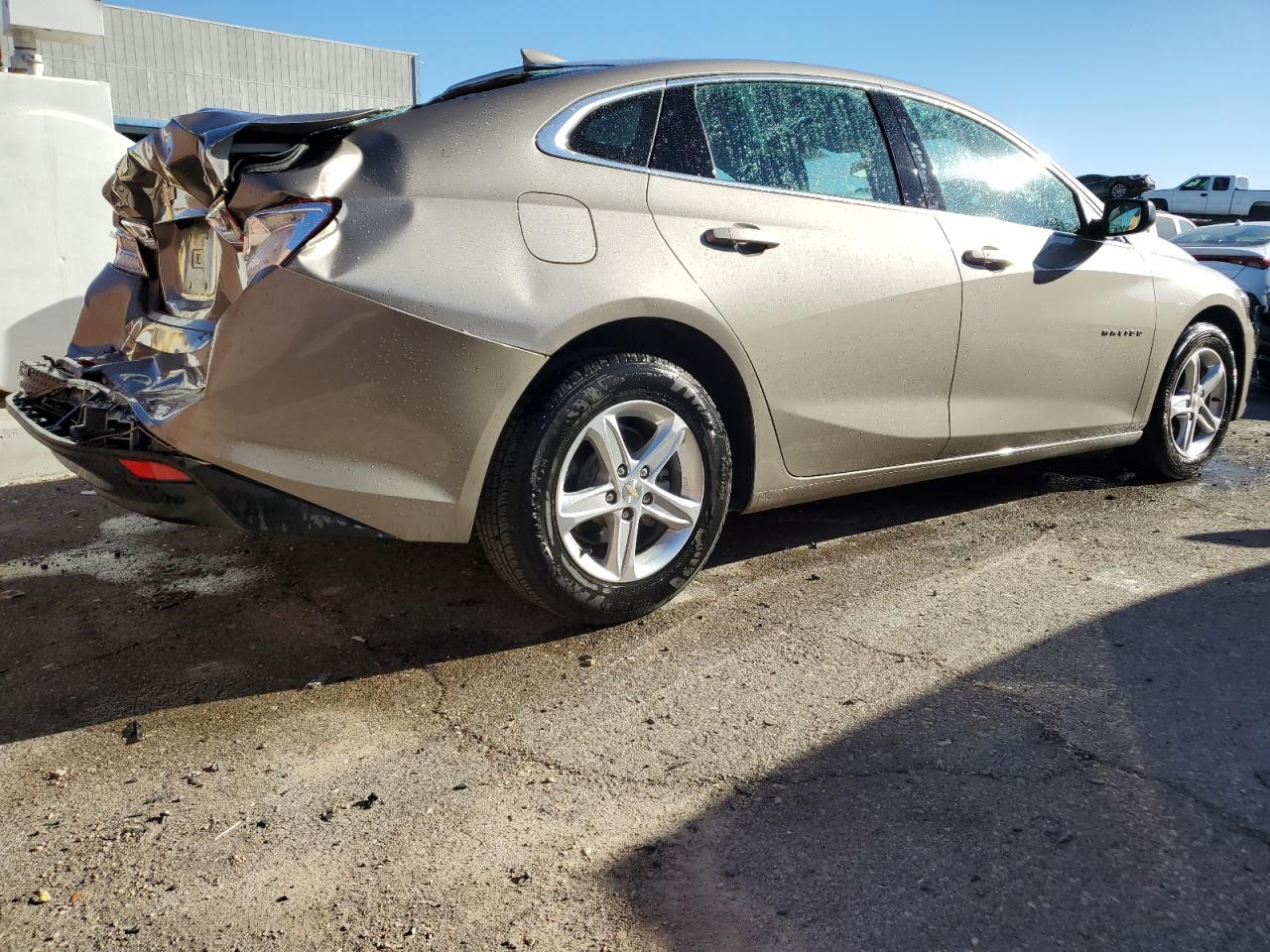 2023 Chevrolet Malibu - Image 3
