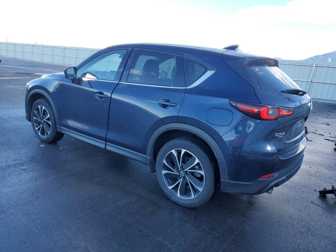JM3KFBDM5N0546419 2022 MAZDA CX-5 - Image 2