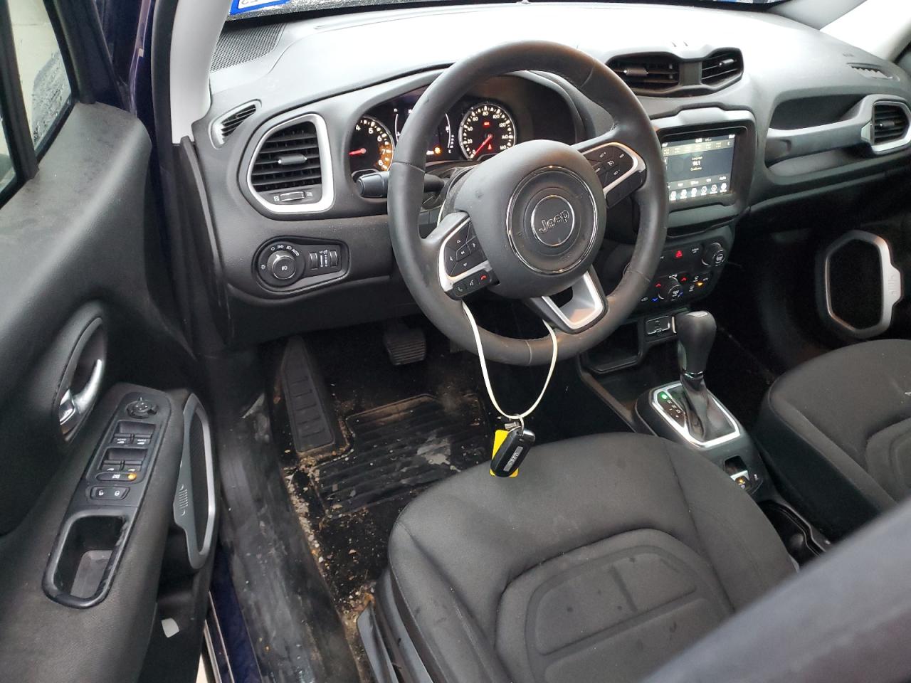 2018 Jeep Renegade - Image 8