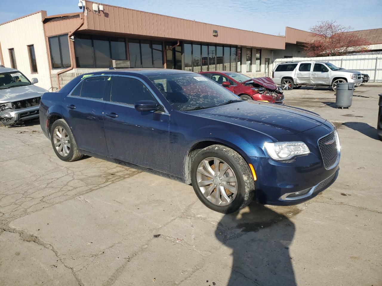 2017 Chrysler 300 - Image 4