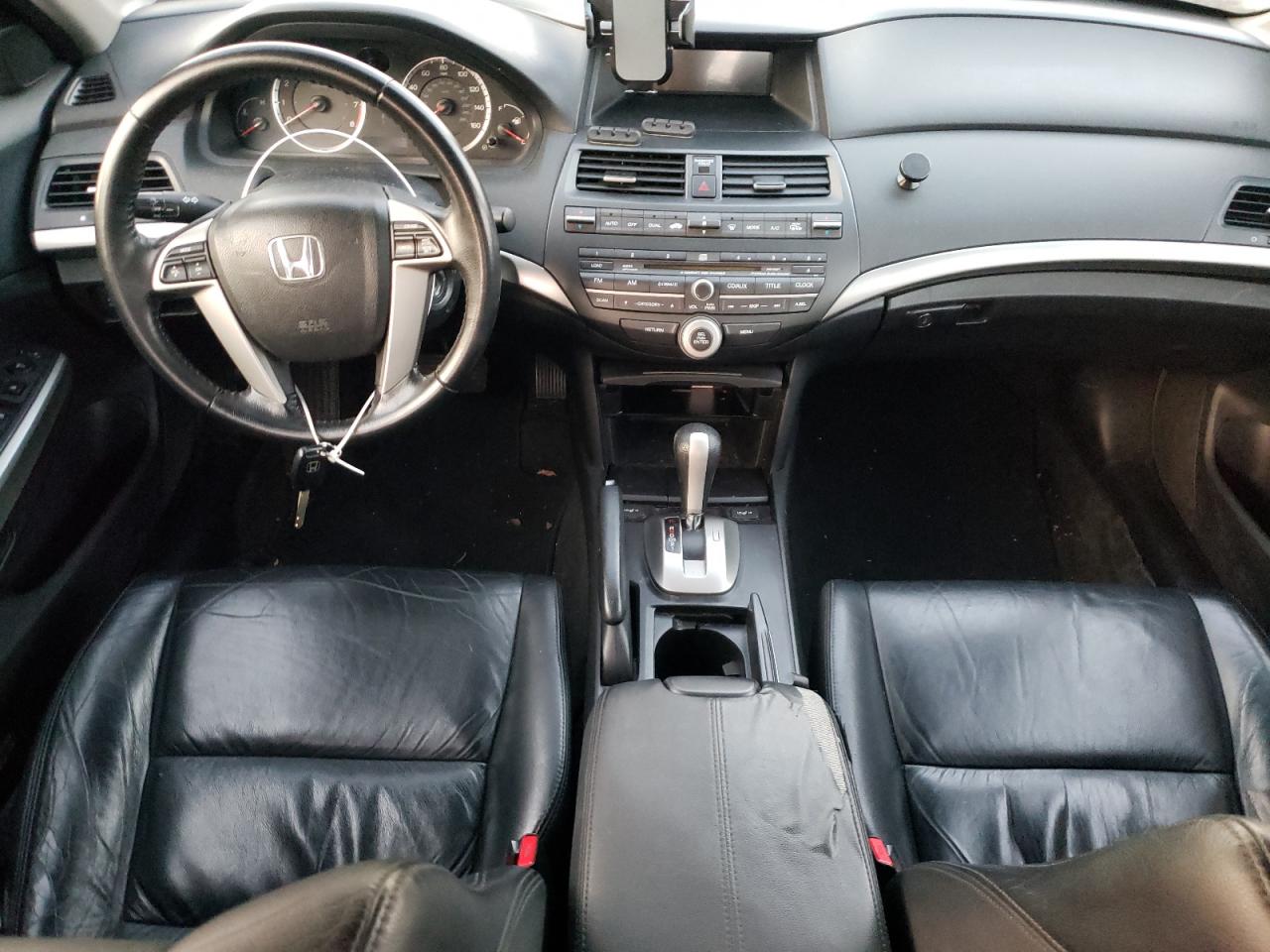 2009 Honda Accord - Image 8