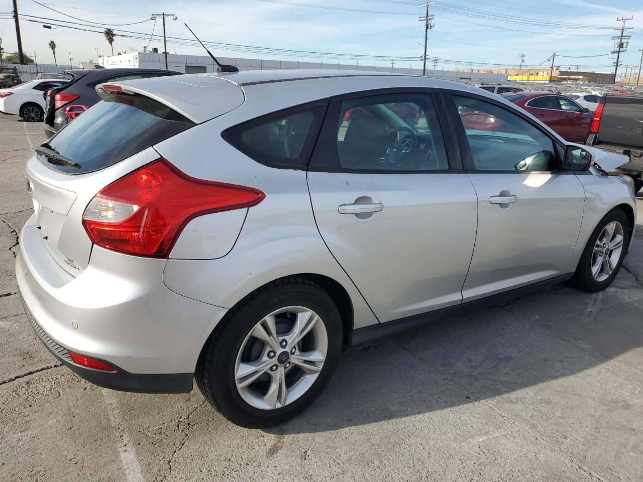 VIN 1FADP3K27EL259853 2014 FORD FOCUS no.3