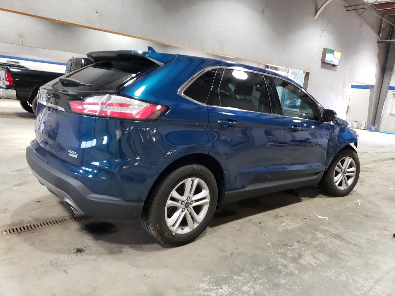 2020 Ford Edge - Image 3