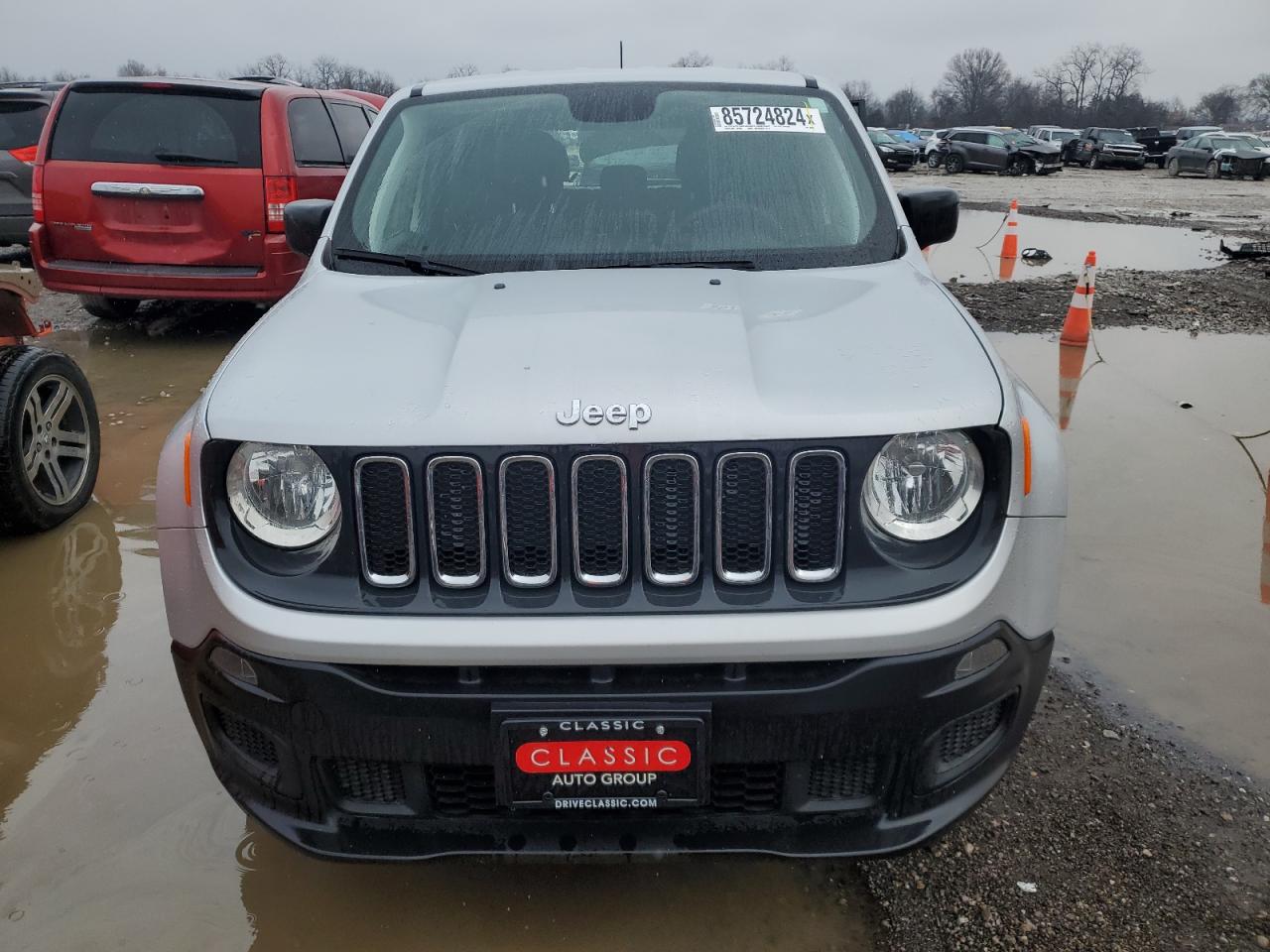 VIN ZACCJBAB7JPJ56860 2018 JEEP RENEGADE no.5