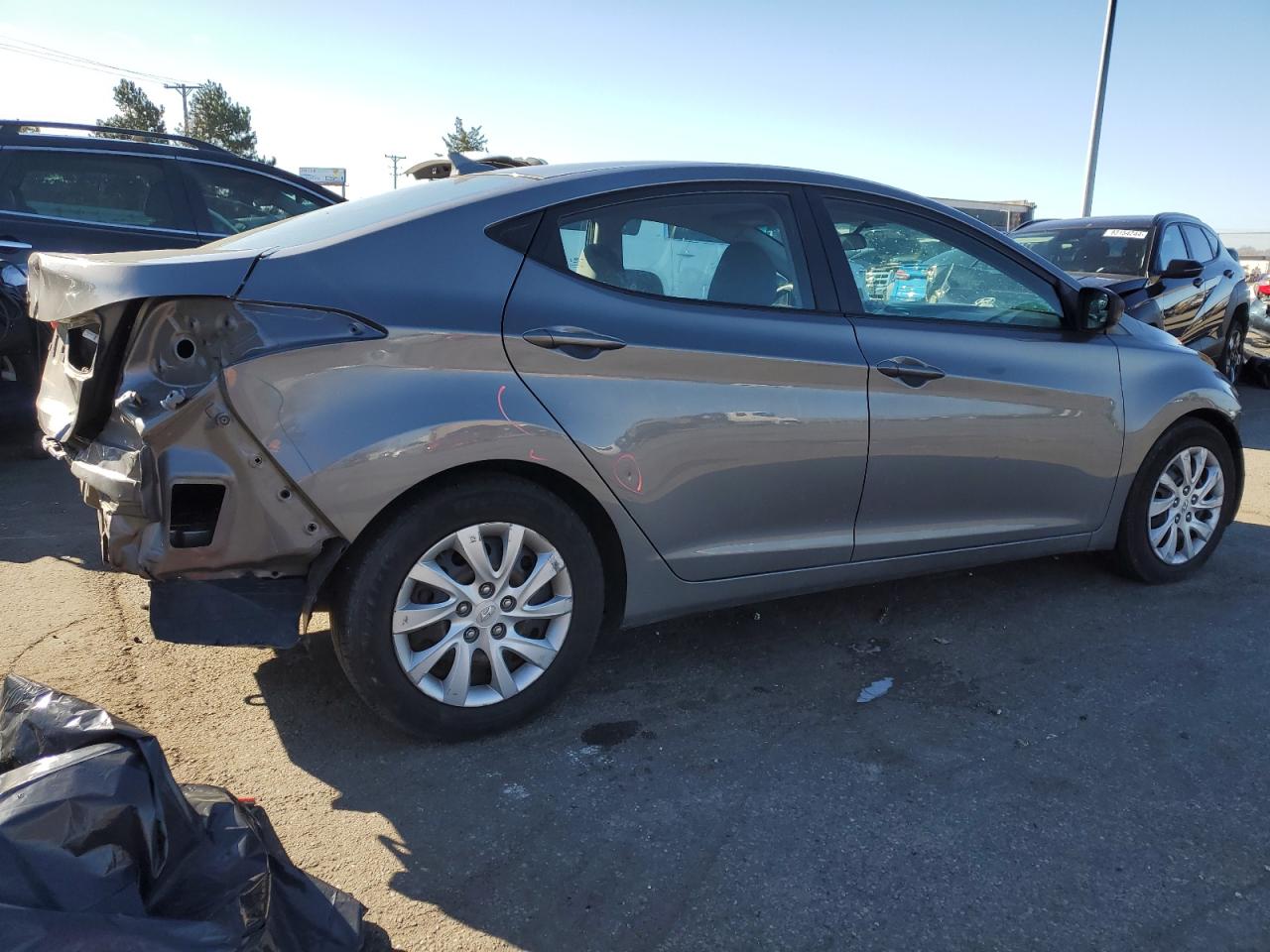 2012 Hyundai Elantra - Image 3