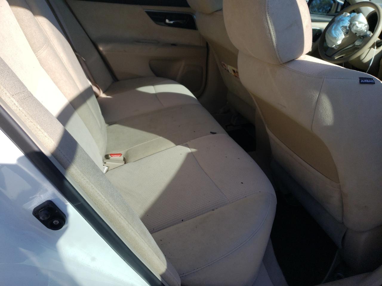 2013 Nissan Altima - Image 10