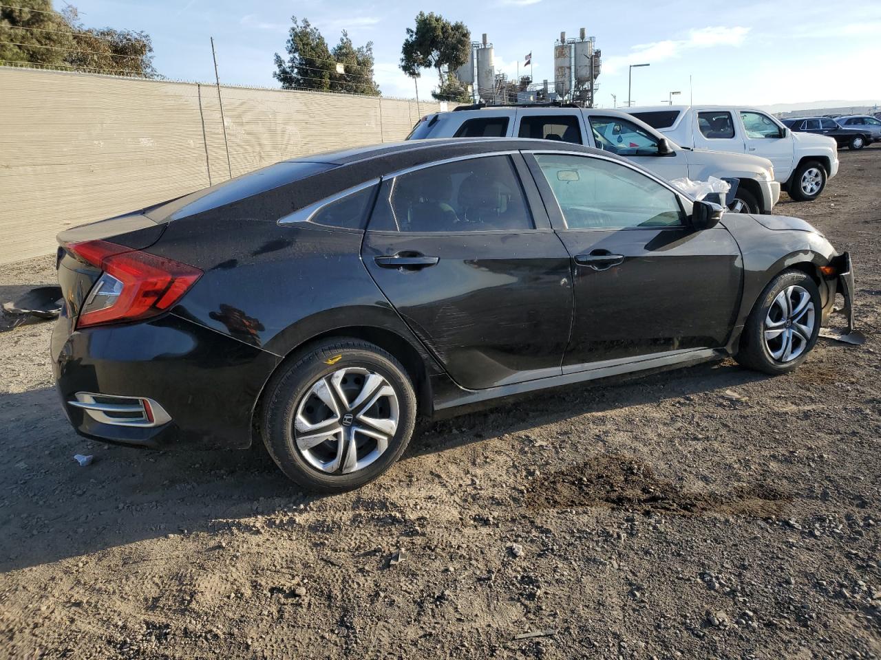 VIN 19XFC2F58GE217135 2016 HONDA CIVIC no.3