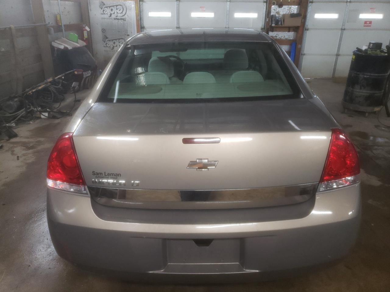 2006 Chevrolet Impala - Image 6