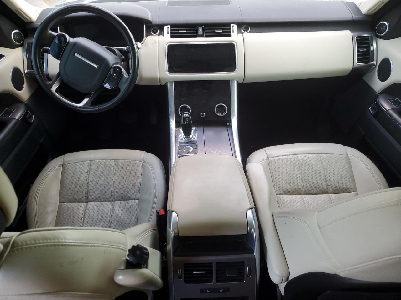 2018 Land Rover Range Rover - Image 8