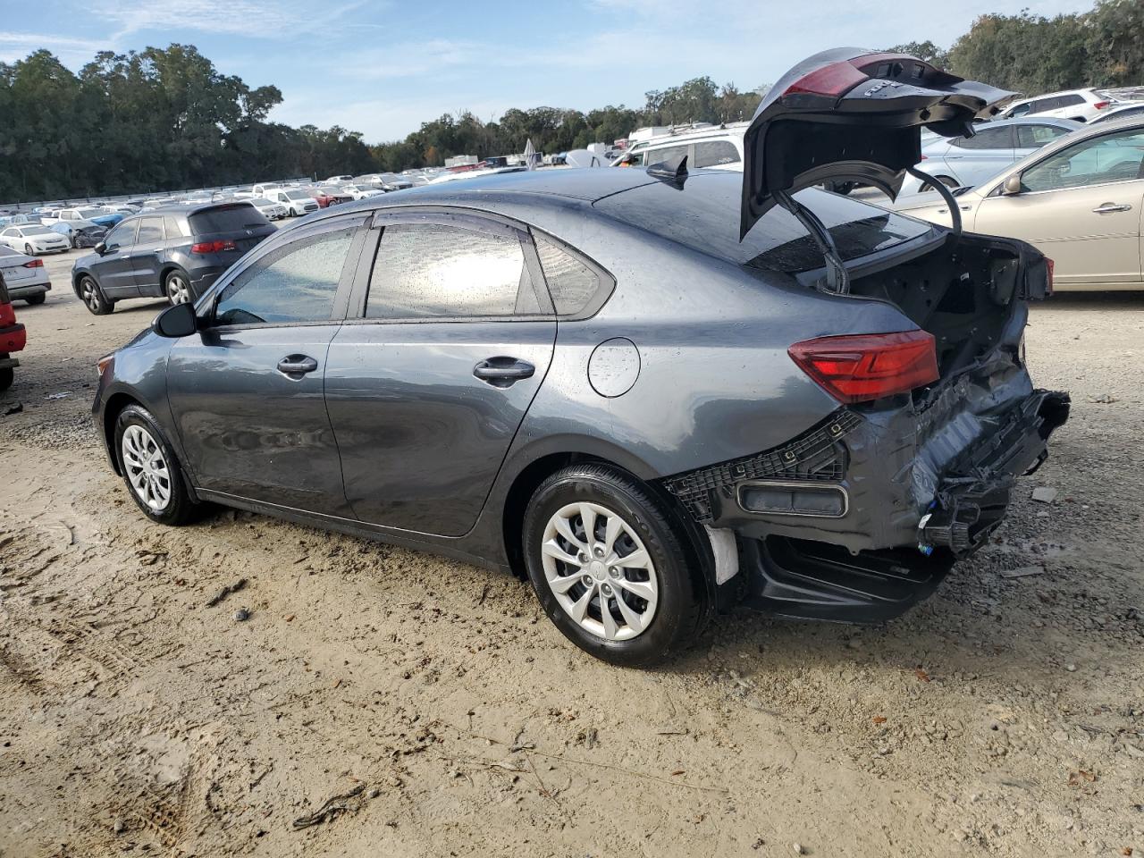 2023 Kia Forte - Image 2
