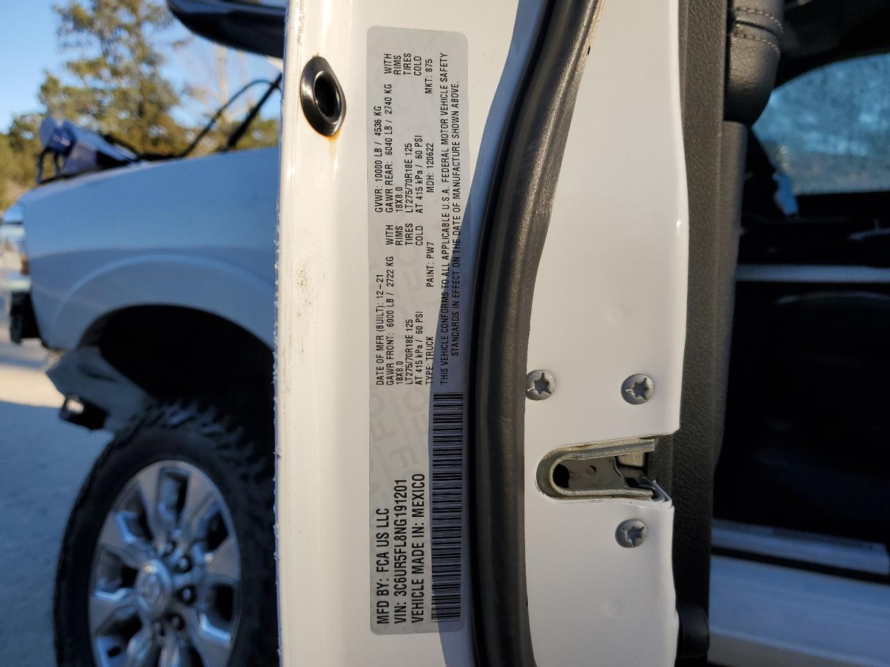 2022 RAM 2500 - Image 12