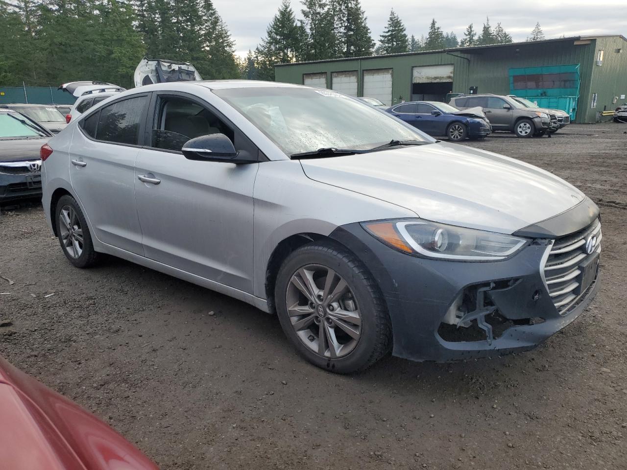 2018 Hyundai Elantra - Image 4