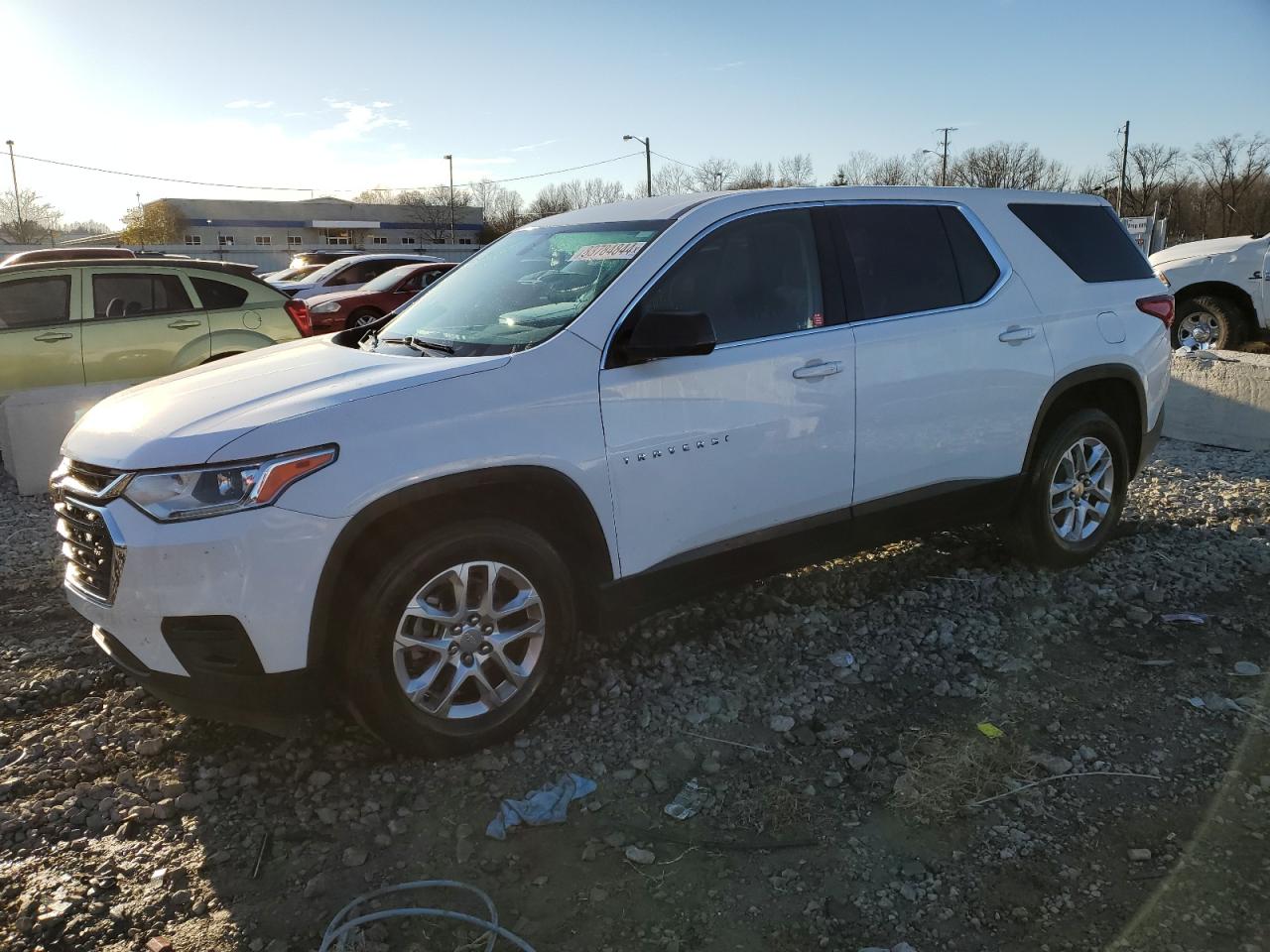 VIN 1GNEVFKW0KJ158421 2019 CHEVROLET TRAVERSE no.1