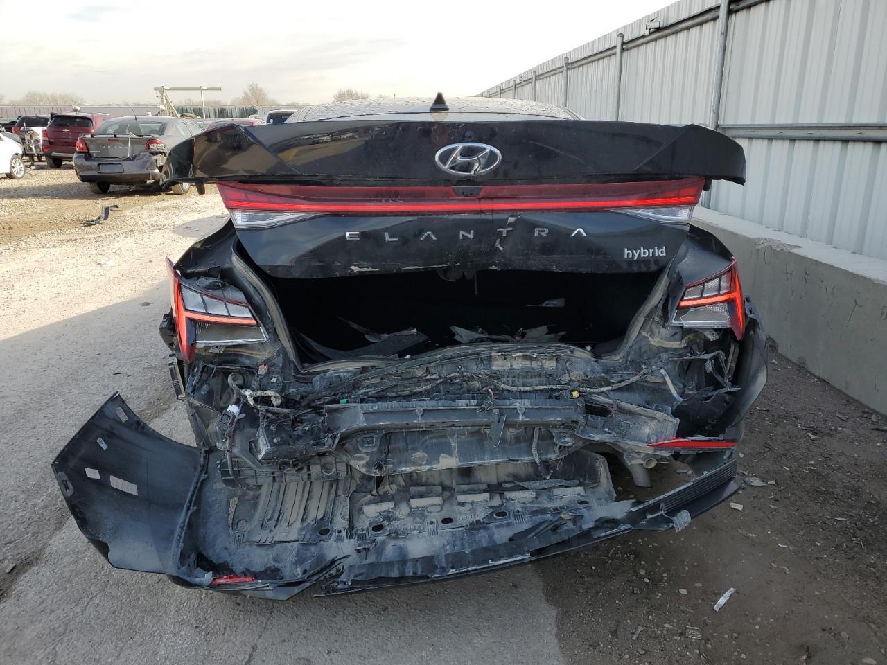2023 Hyundai Elantra - Image 6