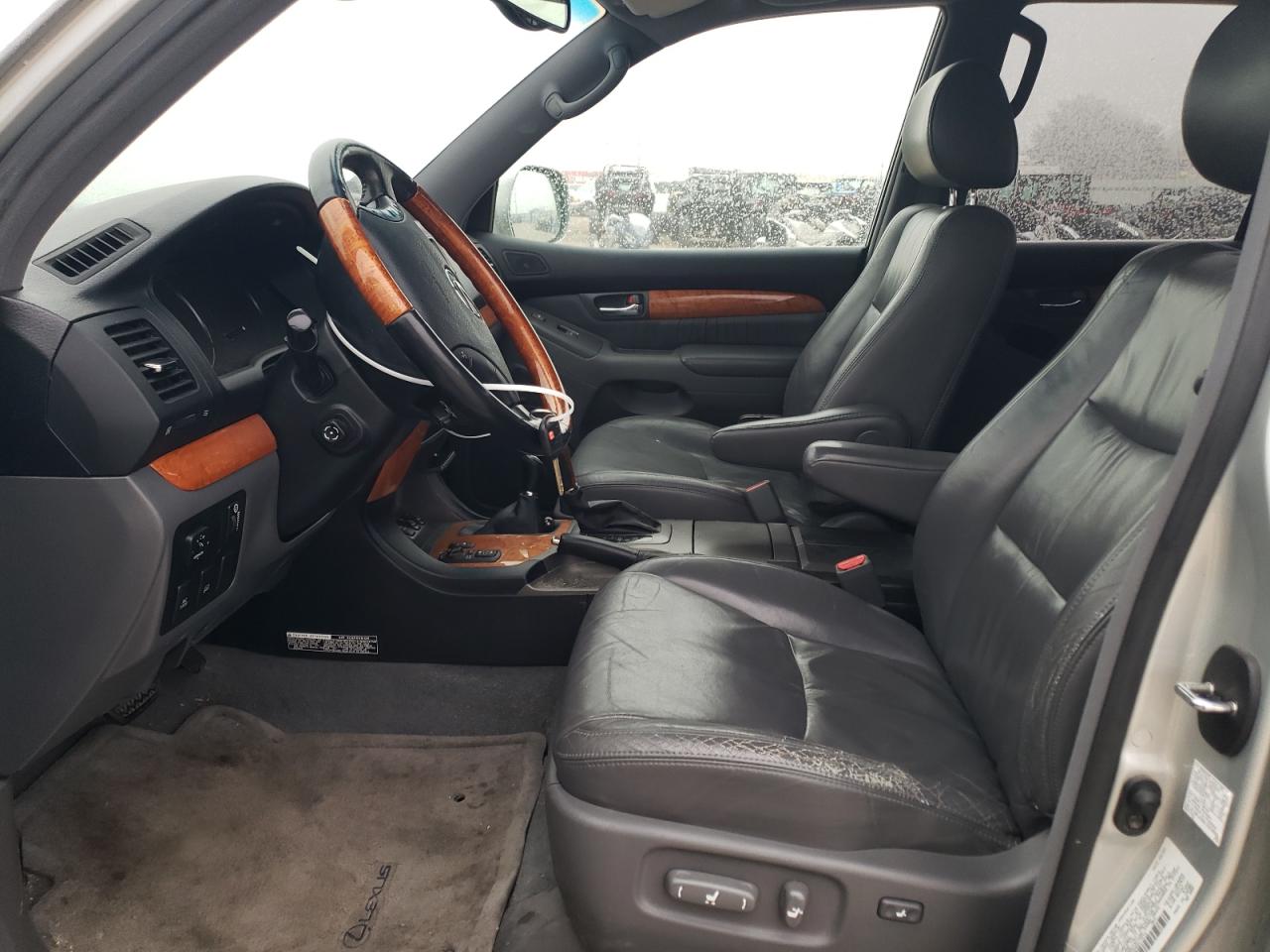 2003 Lexus GX - Image 7