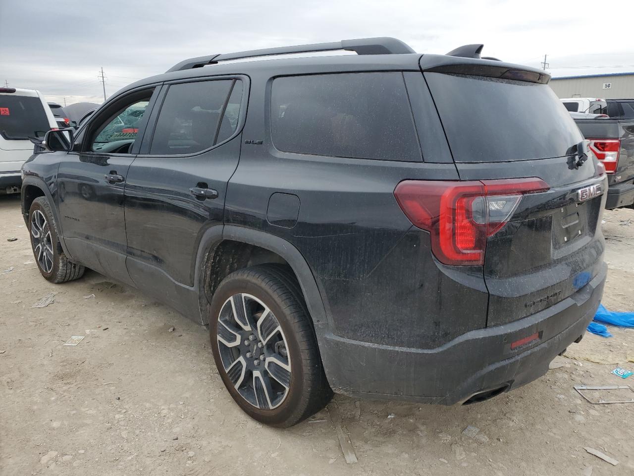 2021 GMC Acadia - Image 2