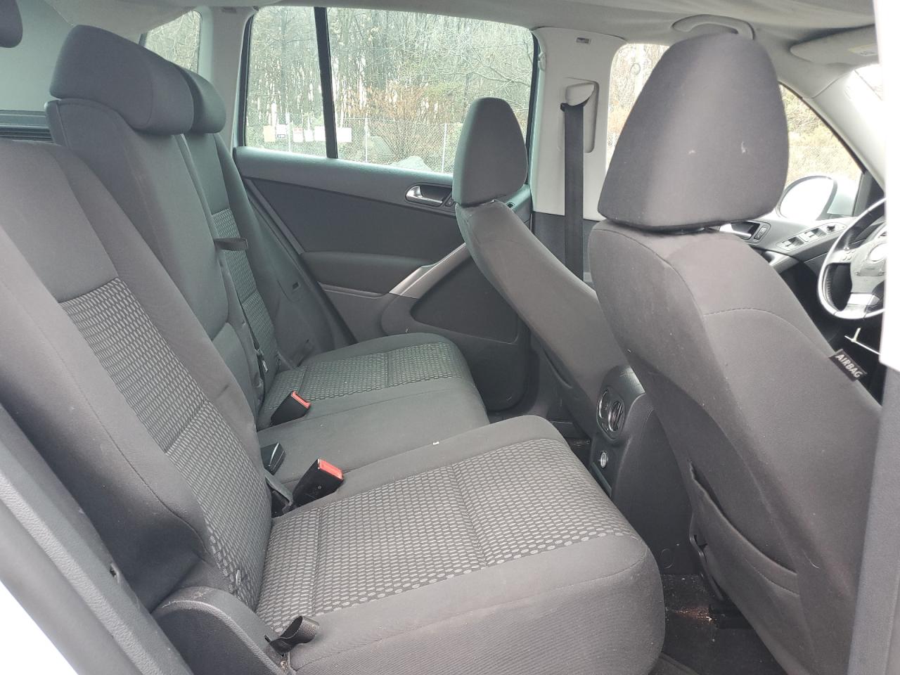 2010 Volkswagen Tiguan Se VIN: WVGBV9AX2AW510953 Lot: 80888454