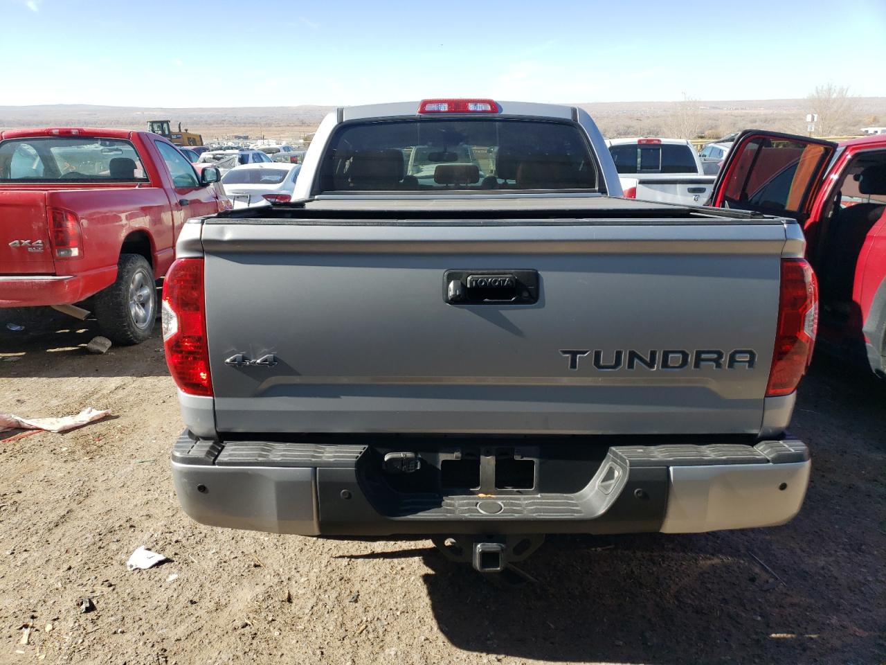 2016 Toyota Tundra - Image 6