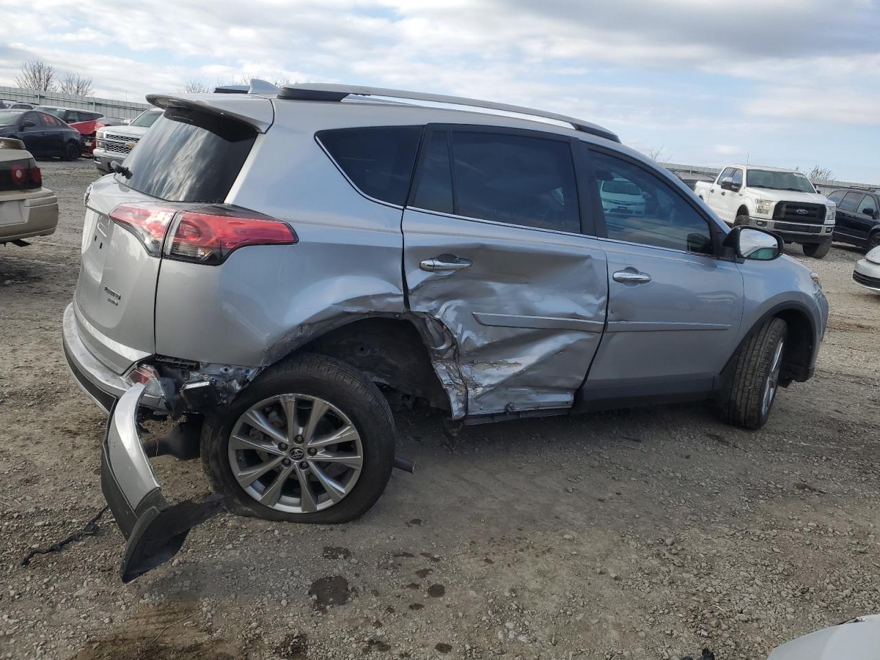2018 Toyota RAV 4 - Image 3