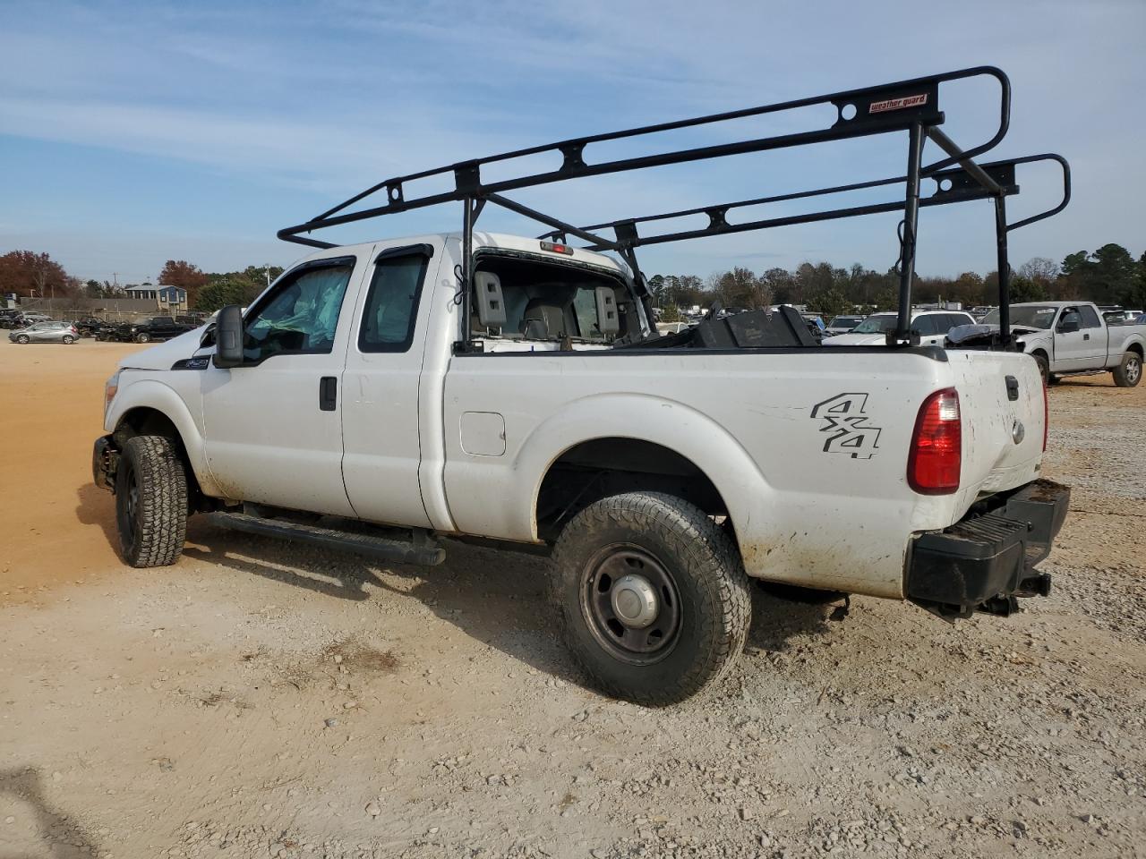 2011 Ford F250 - Image 2