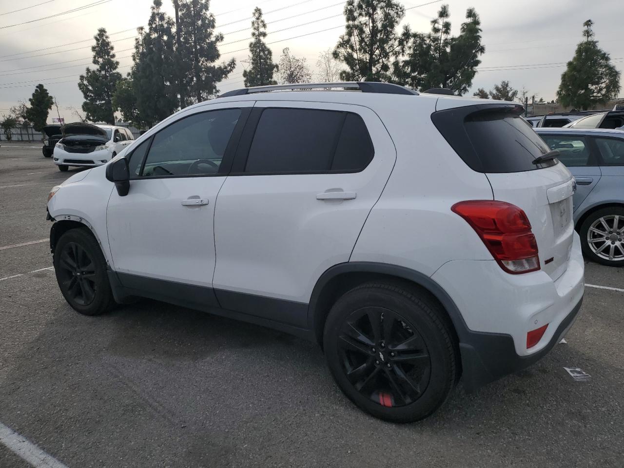 2020 Chevrolet Trax - Image 2