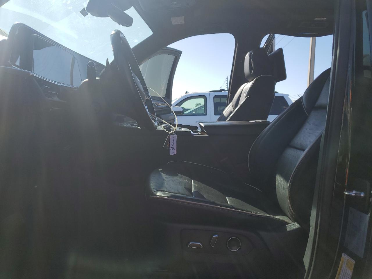 2021 Cadillac Escalade - Image 7