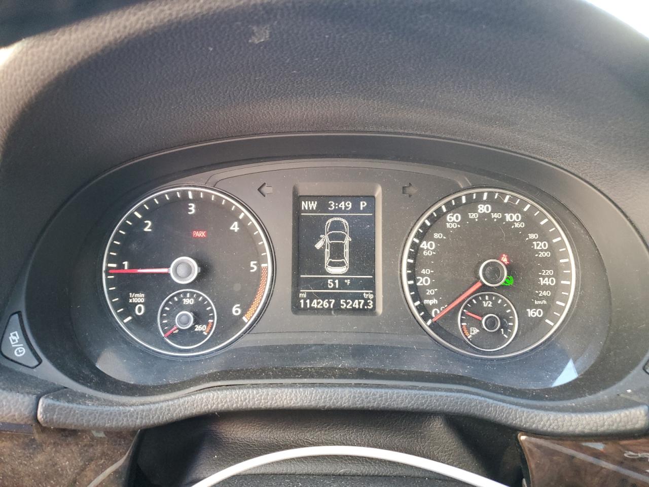 2014 Volkswagen Passat - Image 9