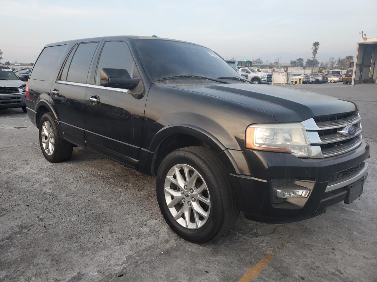 VIN 1FMJU1KT8GEF37939 2016 FORD EXPEDITION no.4