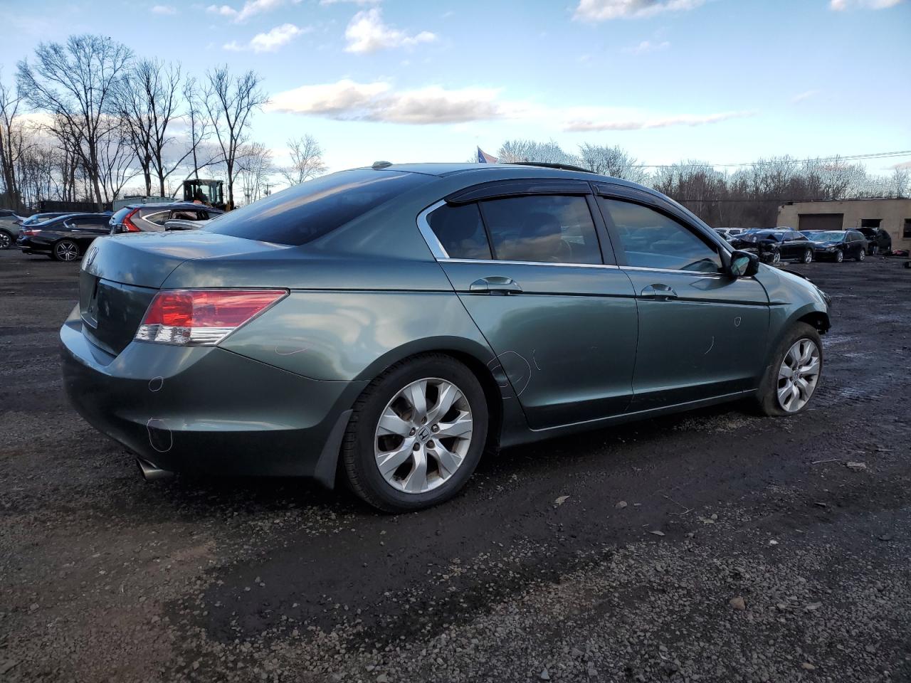 2010 Honda Accord - Image 3