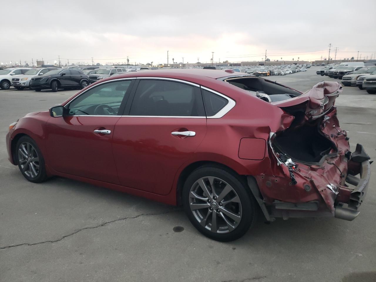 VIN 1N4AL3AP8JC213700 2018 NISSAN ALTIMA no.2