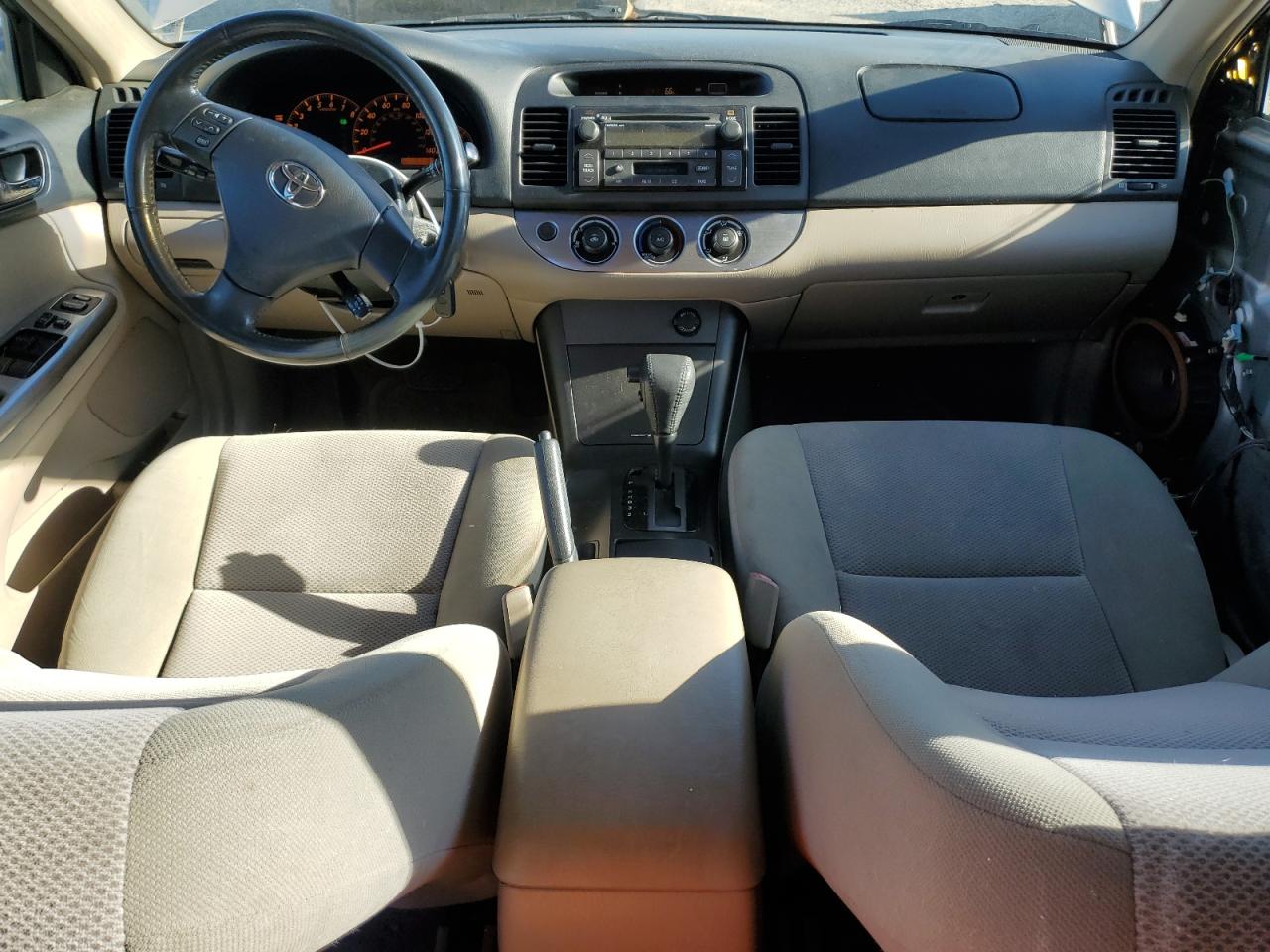 2006 Toyota Camry - Image 8