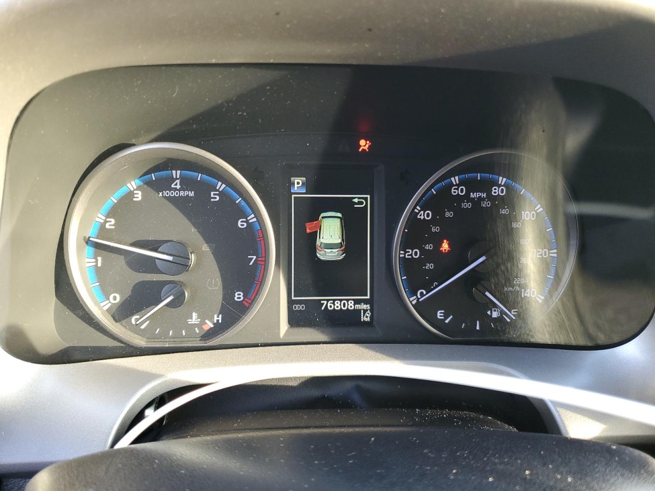 2018 Toyota RAV 4 - Image 9