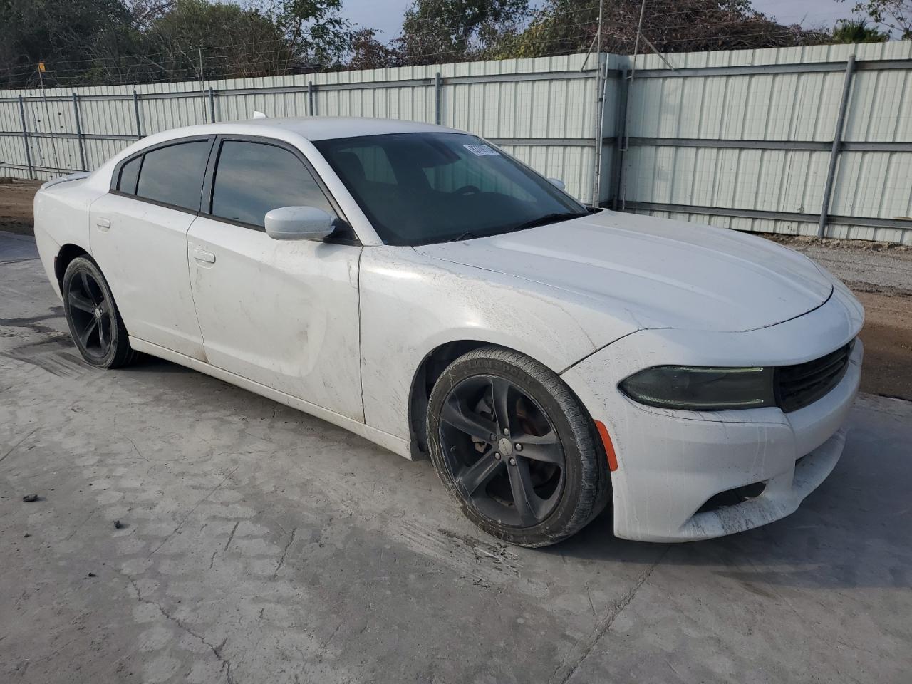 2016 Dodge Charger - Image 4