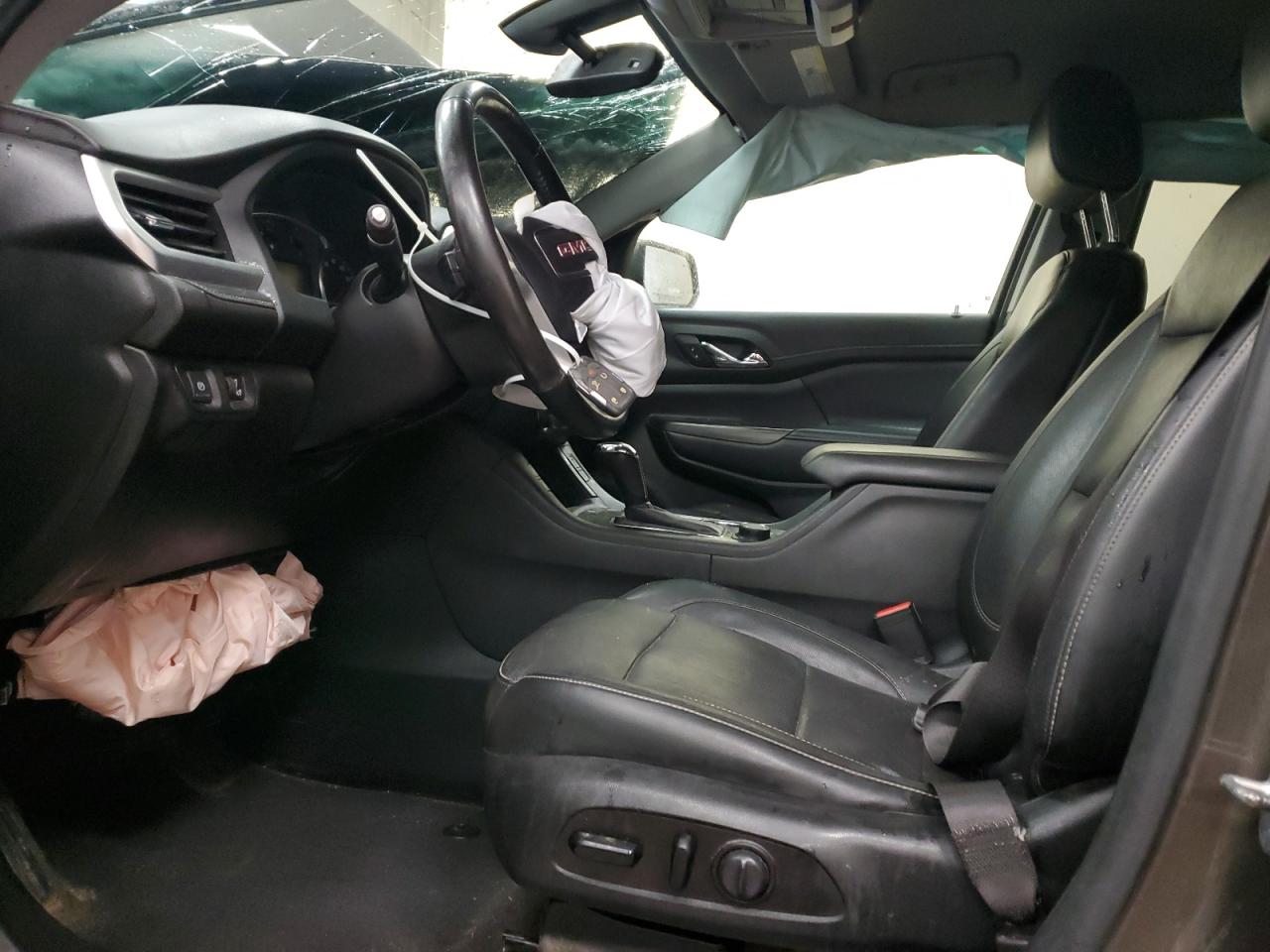 2019 GMC Acadia - Image 7