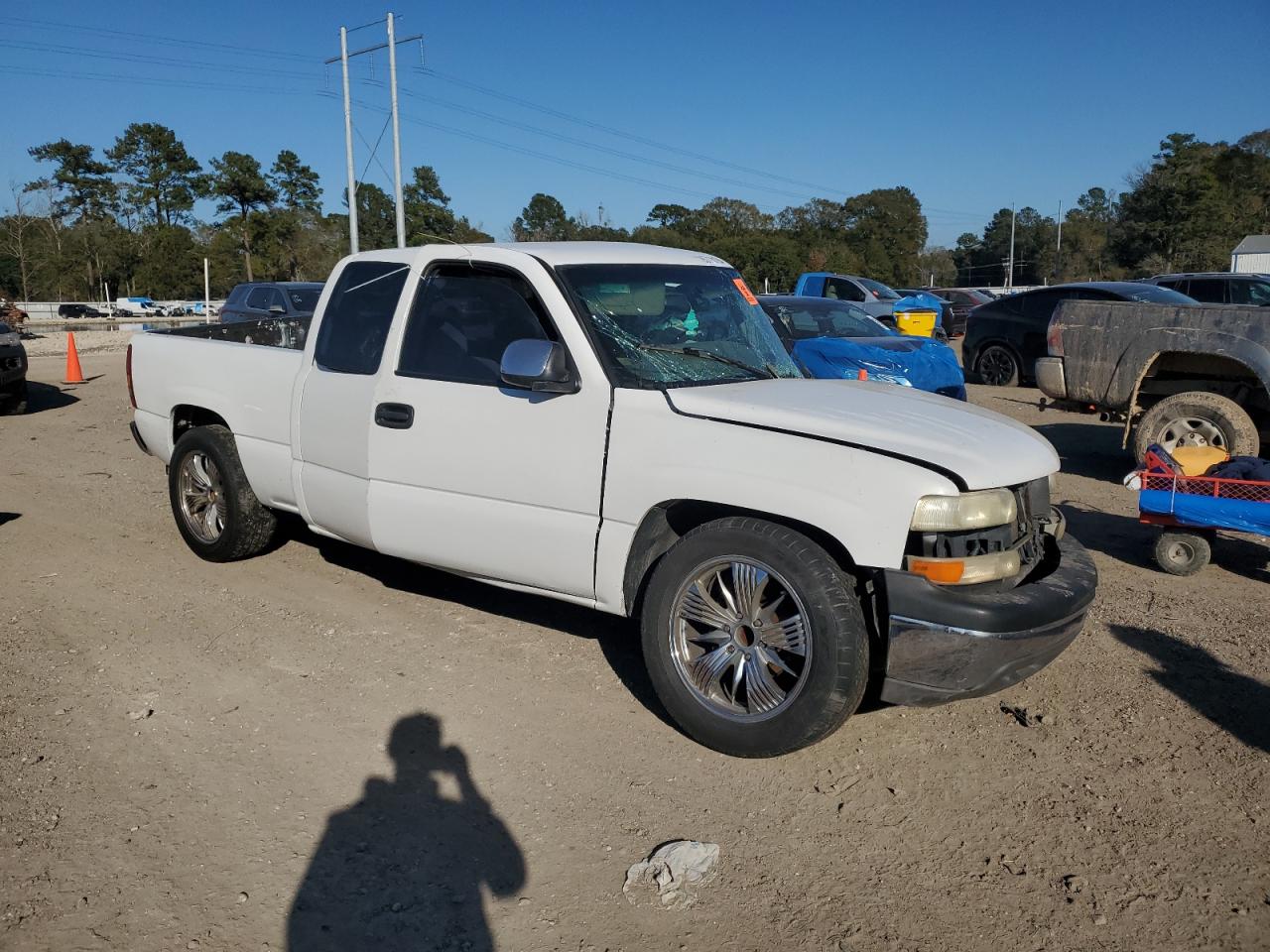 2000 Chevrolet Silverado - Image 4