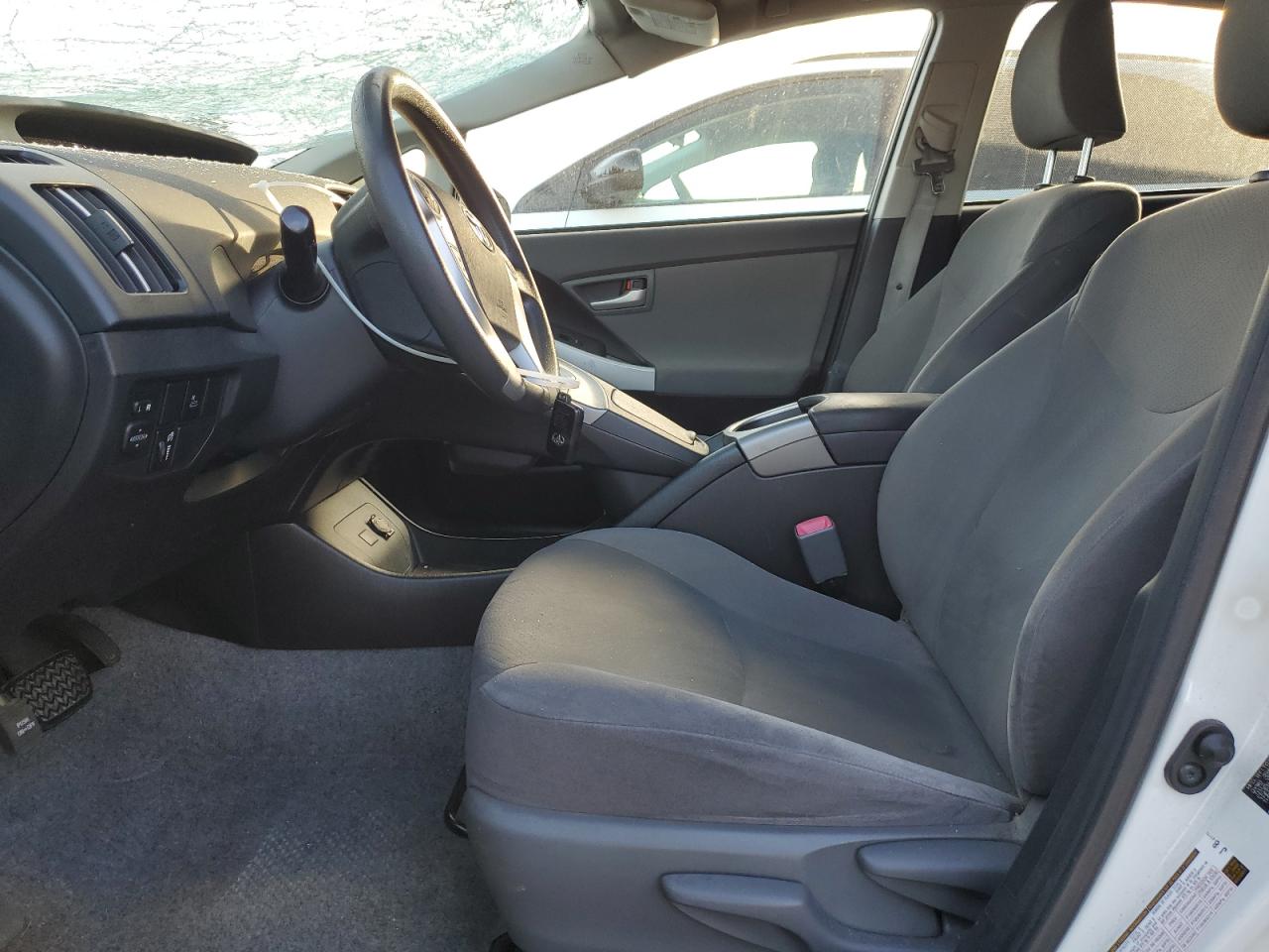 2012 Toyota Prius - Image 7