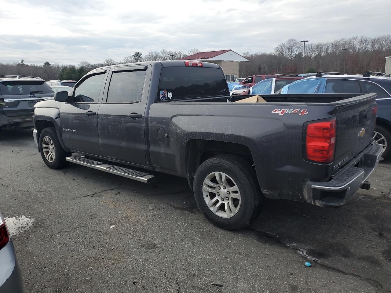 2014 Chevrolet Silverado - Image 2