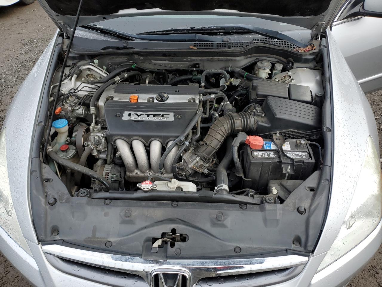 2006 Honda Accord - Image 11