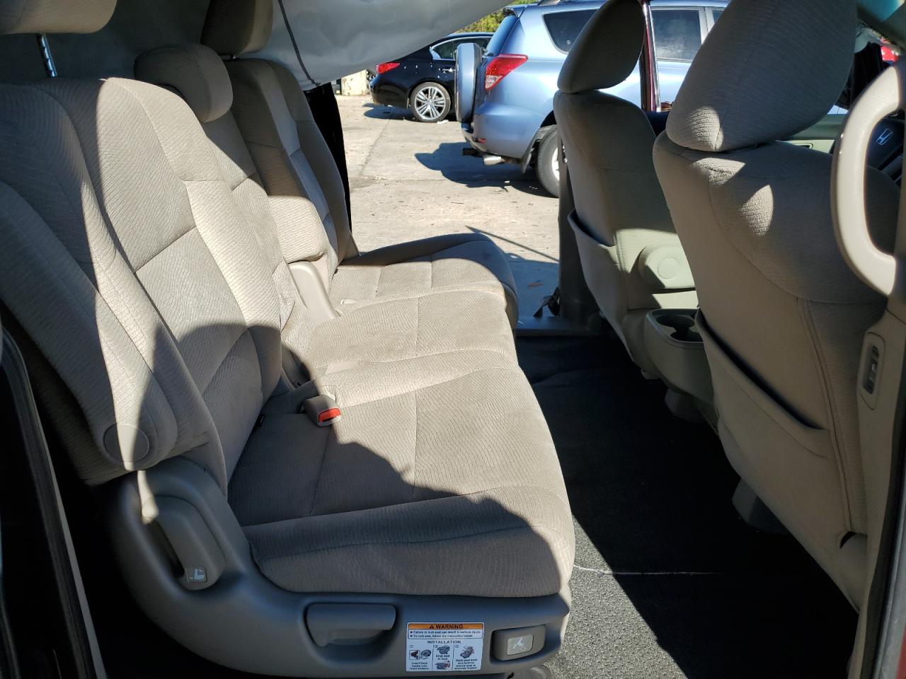 2011 Honda Odyssey - Image 11