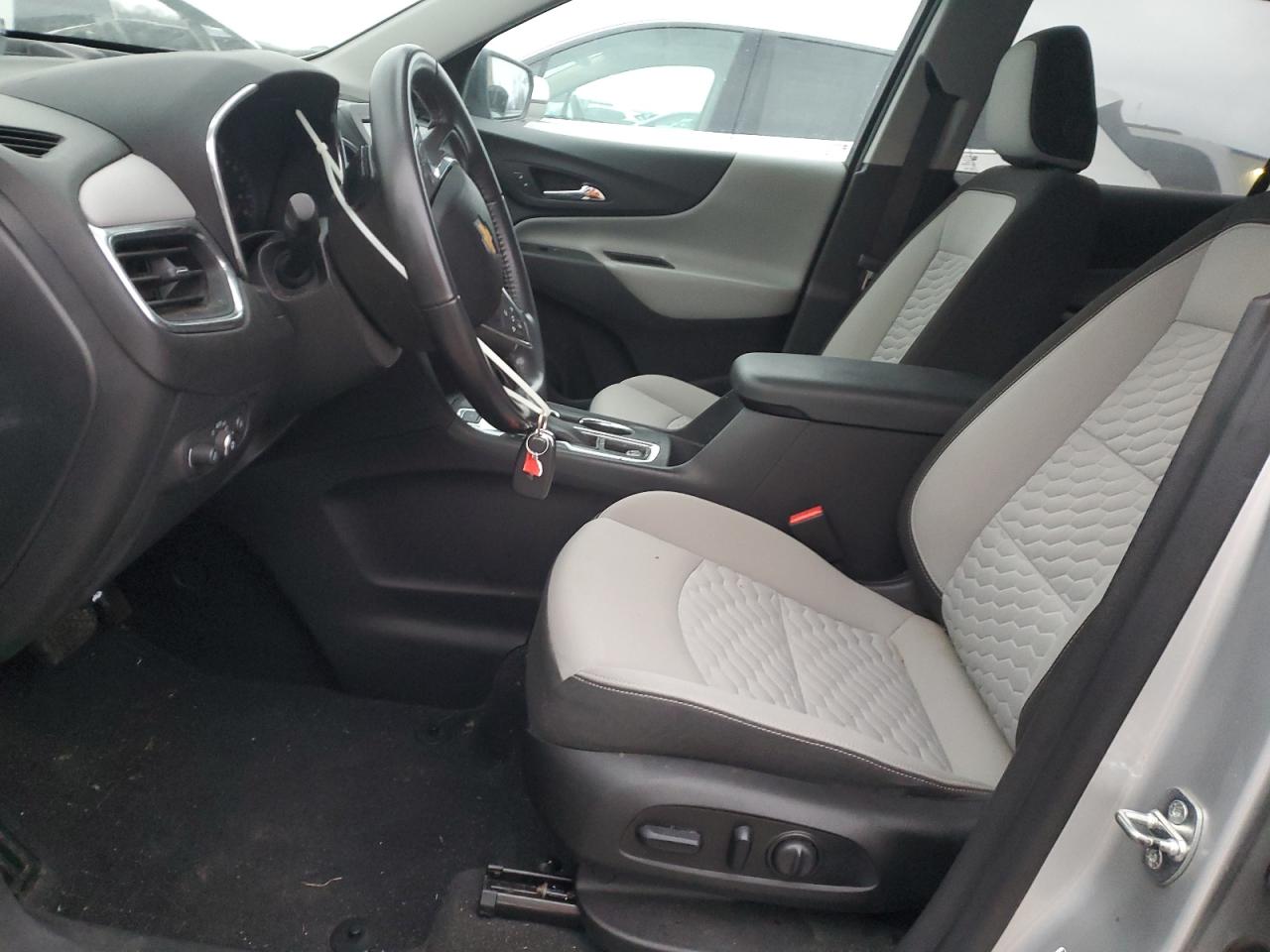 2021 Chevrolet Equinox - Image 7
